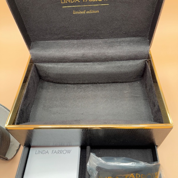 LINDA FARROW SUNGLASSES WITH BOX main image 4